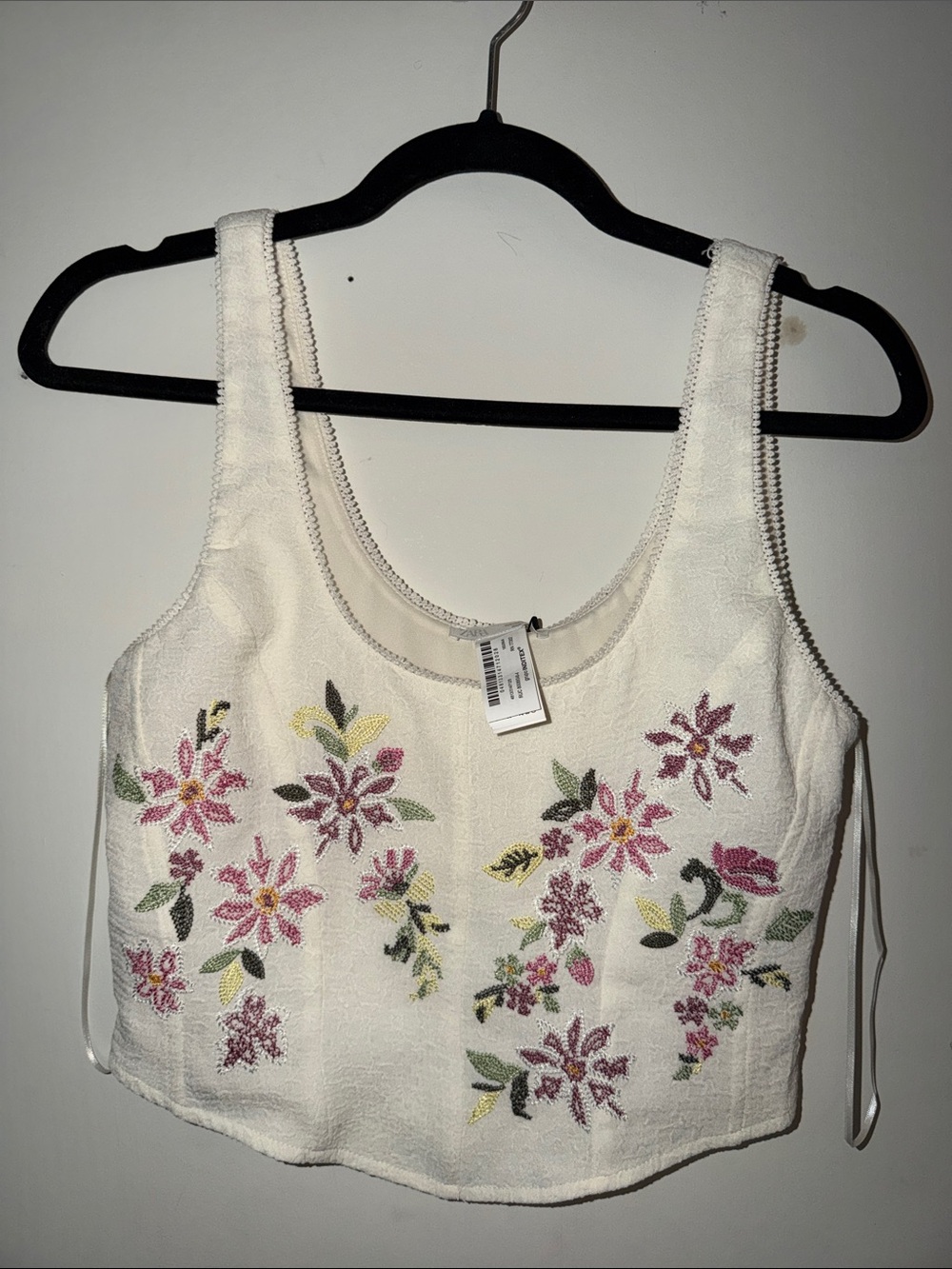 Zara Woven Floral Embroidered Crop Tank Top - White